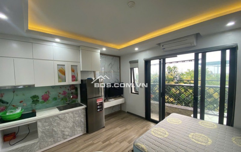 Cho thuê Căn hộ chung cư mini tại ngõ 193 Trích Sài. Ban công thoáng View Hồ Tây. Chỉ 7tr