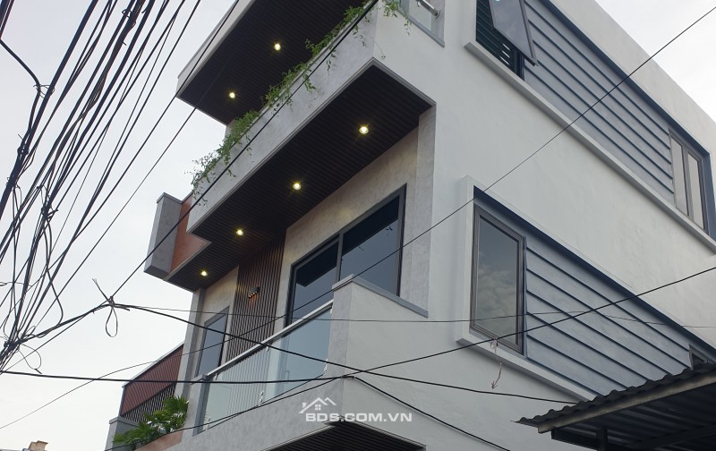 BÁN NHÀ ĐẸP 3.2 TỶ 3 TẦNG 46M2 Ô TÔ CHẠY THÔNG NGÕ TRẦN BÍCH SAN