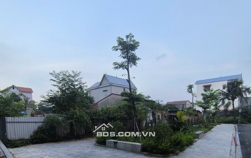 Bán Đất 352m2 - Lô góc ngã 4 (3 mặt tiền) tại Nguyên Khê - Đông Anh - Hà Nội