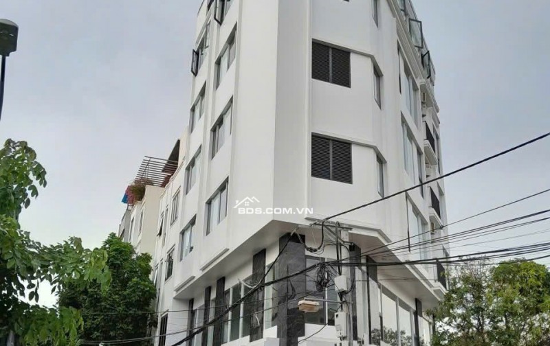 Cho thuê tòa nhà 6 tầng mới xây,lô góc 3 mặt tiền, dt 650m² tại Bồ Đề, Long Biên, 0903456065