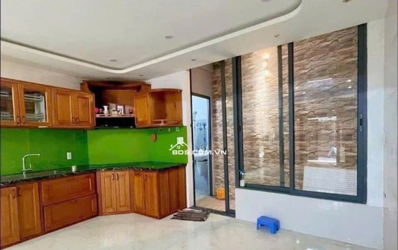 NHÀ 3T ÔNG ÍCH KHIÊM – ĐƯỜNG Ô TÔ 5M, GẦN BIỂN – HƠN 5 TỶ