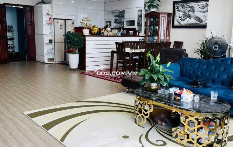Siêu ngon rẻChỉ 50tr/m2 - CC trung tâm Thanh Xuân - Căn góc - DT 210m- TK: 4PN - 4VS - SĐCC - Hàng xóm Cao Xà Lá - Nguyễn Trãi- Gía quanh 10T