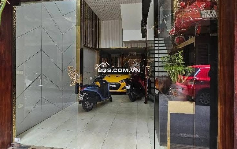 Bán Nhà Ô TÔ Nguyễn Chí Thanh, Đống Đa 40m, 6 tầng, mt 4m, giá 20.5 tỷ.