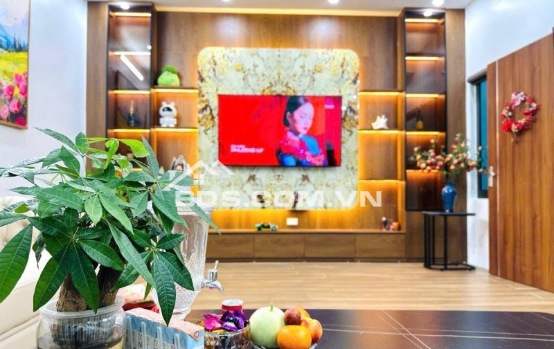 Bán Nhà Kinh Doanh, Ngõ Ô TÔ, Tôn Đức Thắng, Đống Đa 40/46m, 5 tầng, mt 8m, giá 21.6 tỷ.