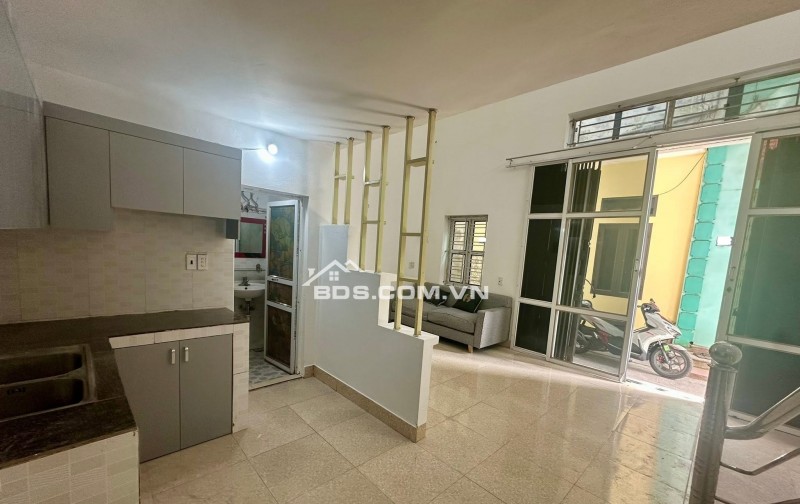 BÁN NHÀ ĐẸP 1.39 TỶ 2.5 TẦNG 33M2 ( ĐÔNG BẮC ) NGÕ NGUYỄN TRÃI