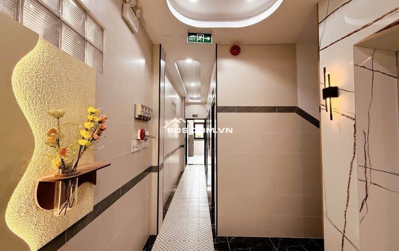 Bán CHDV 4 tầng mới HXH Nguyễn Văn Trỗi ngang 5.5m 90m2 12PN TN 90tr TT Phú Nhuận 18.5 tỷ.