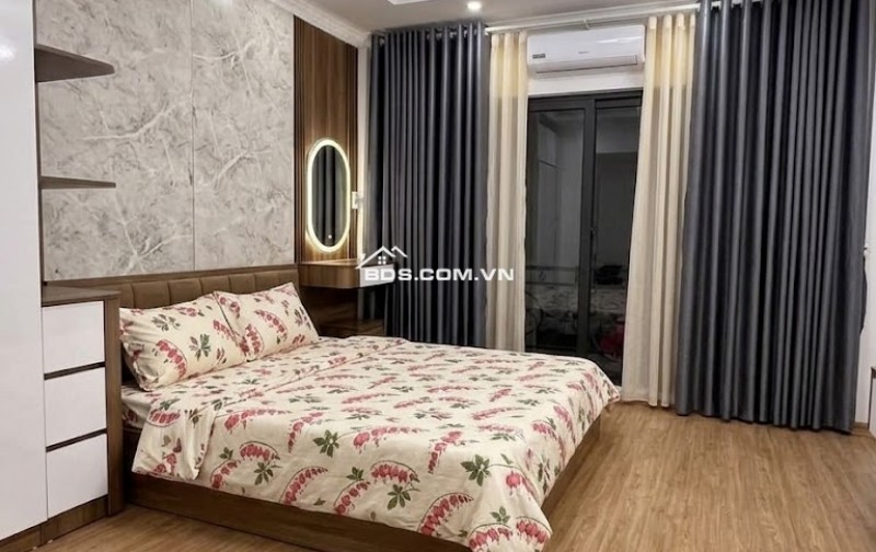 NGÕ NÔNG–Ô TÔ ĐỖ CỬA–10M RA Ô TÔ TRÁNH–XÂY MỚI 4 TẦNG 40M2 4 NGỦ–LONG BIÊN- BÁN NHANH