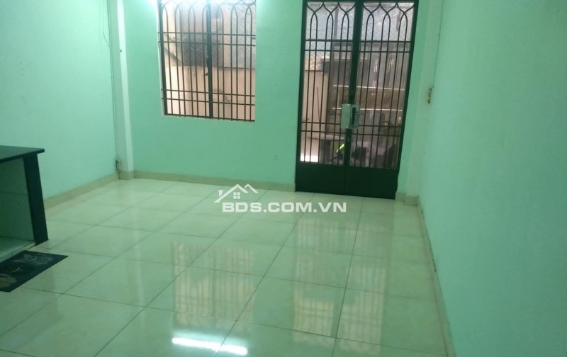 Cần cho thuê nhà hẻm nguyên căn Nguyễn Tri Phương 68m2 , 2 phòng nghủ