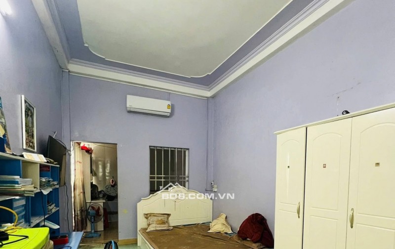 BÁN NHÀ 1.69 TỶ 3 TẦNG 40M2 ( HƯỚNG ĐÔNG ) NGÕ ĐƯỜNG KÊNH