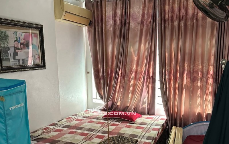 BÁN NHÀ ĐẸP 1.68 TỶ 2.5 TẦNG 38M2 NGÕ CỰC NGẮN HOÀNG VĂN THỤ