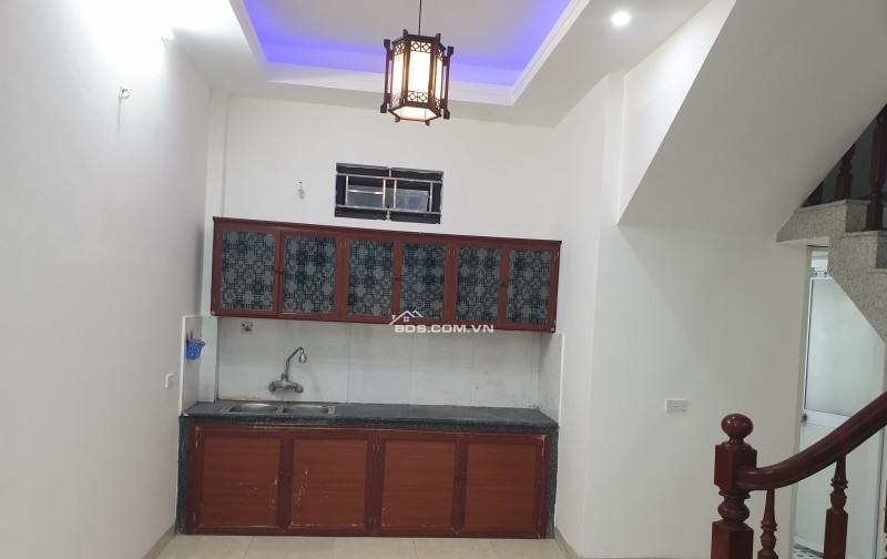 BÁN NHÀ ĐẸP GIÁ RẺ 1.55 TỶ 2.5 TẦNG 38M2 ( TÂY NAM ) NGÕ VĂN CAO