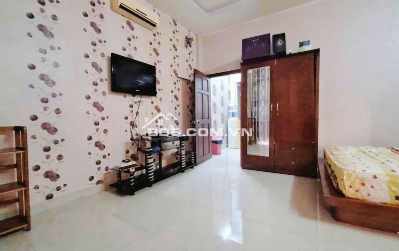 Nhà phố đẹp Lái Thiêu - Ngang 5m - 90m2 – Nhỉnh 4,5 Tỷ - Đường xe tải  - ÔTô ngủ trong nhà