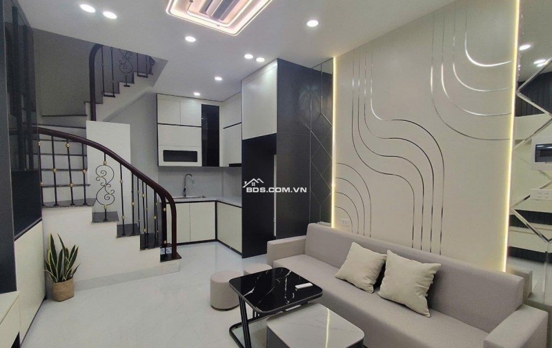 NHÀ ĐẸP GIÁ 6.3 TỶ ,  DÂN XÂY PHỐ MINH KHAI HỘ KHẨU HAI BÀ TRƯNG NGÕ THÔNG, THOÁNG TRƯỚC,SAU.CHỈ VÀI PHÚT DI CHUYỂN QUA TIME CITY,ĐẠI HỌC BÁCH