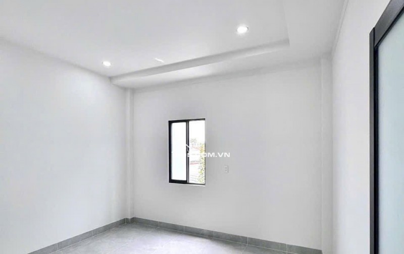  CHỈ 800 TRIỆU SỞ HỮU NGAY NHÀ ĐẸP SỔ RIÊNG – NGANG 4.8M, DÀI 26M CUỐI ĐƯỜNG ĐỒNG KHỞI!