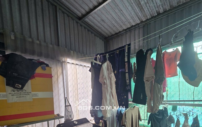 BÁN NHÀ ĐẸP 1.6 TỶ 2 TẦNG 45M2 ( HƯỚNG ĐÔNG ) NGÕ PHÙ LONG