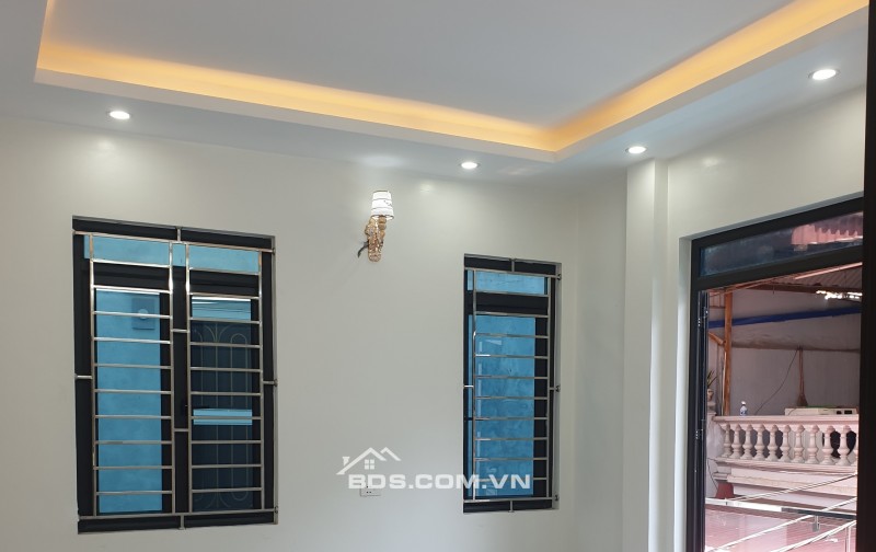BÁN NHÀ ĐẸP 2.85 TỶ 3 TẦNG 54M2 ( TÂY NAM ) NGÕ TRƯỜNG CHINH
