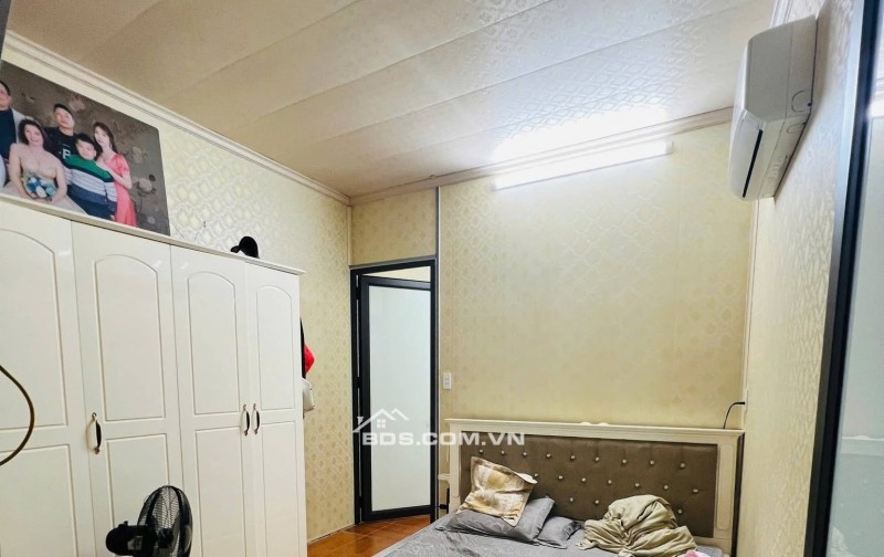 BÁN NHÀ 1.69 TỶ 3 TẦNG 40M2 ( HƯỚNG ĐÔNG ) NGÕ ĐƯỜNG KÊNH