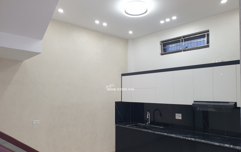 BÁN NHÀ ĐẸP 3.2 TỶ 3 TẦNG 46M2 Ô TÔ CHẠY THÔNG NGÕ TRẦN BÍCH SAN