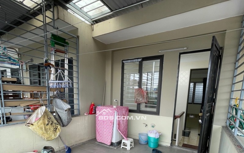 ĐỊNH CÔNG - NHÀ ĐẸP CHỦ TỰ XÂY TÂM HUYẾT - 36m2 x 5T, FULL NT - 2 THOÁNG VĨNH VIỄN - NGÕ NÔNG, VÀI BƯỚC Ô TÔ TRÁNH!