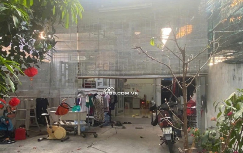 Bán đất 134m2 ( 50m2 là thổ cư )  tặng nhà cấp 4 ngay HTP Nhà Bè