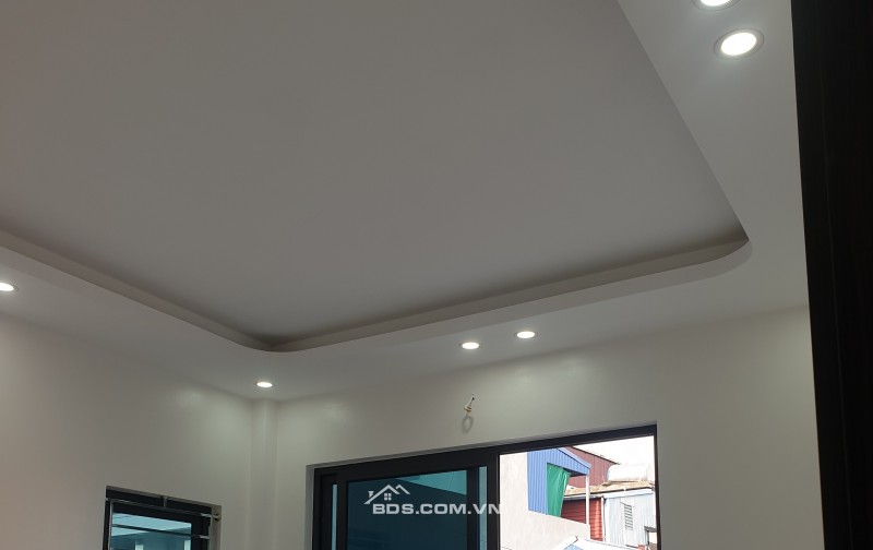 BÁN NHÀ ĐẸP 3.2 TỶ 3 TẦNG 46M2 Ô TÔ CHẠY THÔNG NGÕ TRẦN BÍCH SAN