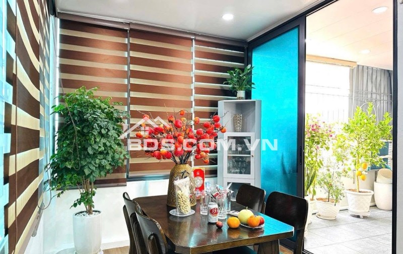 Bán Nhà Kinh Doanh, Ngõ Ô TÔ, Tôn Đức Thắng, Đống Đa 40/46m, 5 tầng, mt 8m, giá 21.6 tỷ.
