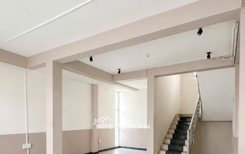 MẶT TIỀN KINH DOANH HÒA HẢO QUẬN 10 - 5 TẦNG - NGANG 5M - DTSD 177M² - DÒNG TIỀN GẦN NỬA TỶ/NĂM