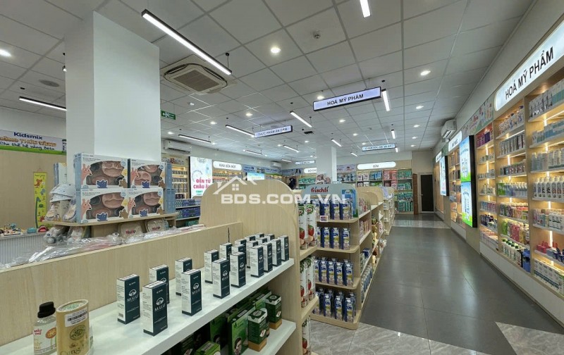Mặt tiền KD ngay chợ Phạm Văn Bạch 7 tầng ngang 10m 300m2 50PN TN 300tr T.máy chỉ 75 tỷ.