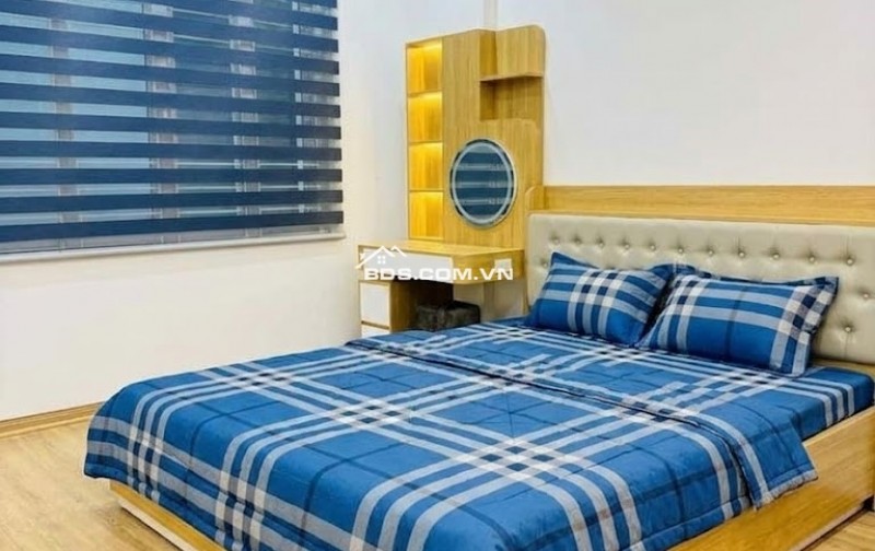 BÁN NHÀ LÔ GÓC Thạch Bàn–Ô TÔ ĐỖ CỬA- 60m2, 5 TẦNG, 4 PHÒNG NGỦ- SỔ ĐỎ CHÍNH CHỦ-NHỈNH 8 TỶ