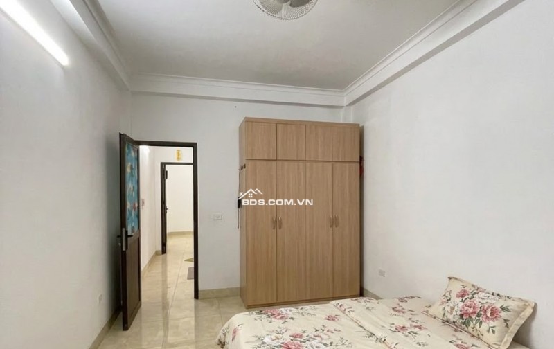 BÁN NHÀ THẠCH BÀN–NGÕ Ô TÔ THÔNG–20M RA Ô TÔ TRÁNH–PHÙ HỢP GIA ĐÌNH TRẺ, CÔNG SỞ