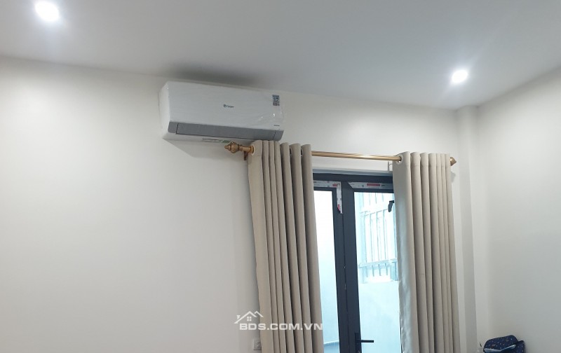 BÁN NHÀ MẶT ĐƯỜNG NGUYỄN BÍNH KINH DOANH TỐT 4 TẦNG 72M2 GIÁ 5 TỶ