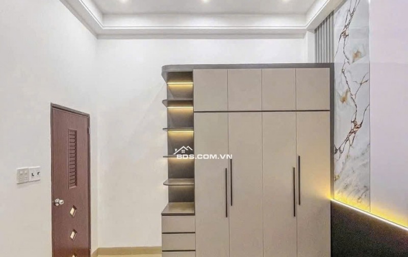 BÁN NHÀ GẤP - THƯƠNG LƯỢNG MẠNH GIÁ 1tỷ200TR DỌN VÀO Ở NGAY, SỞ HỮU CĂN NHÀ TẠI QL1A BÌNH CHÁNH