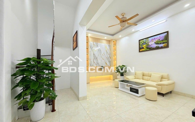 CHỈ 1 CĂN DUY NHẤT 33M – KHÔNG CÓ CĂN THỨ 2 TRONG TẦM GIÁ GẦN 7 TỶ NHÀ ĐẸP Ở LUÔN- THOÁNG MÁT TRUNG TÂM QUẬN HAI BÀ TRƯNG ,