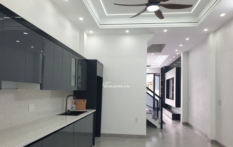 BÁN NHÀ 87 MẶT ĐƯỜNG THANH BÌNH 3 TẦNG 108M2 SÂN ĐỂ 2 Ô TÔ GIÁ 4.2 TỶ