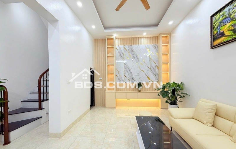 CHỈ 1 CĂN DUY NHẤT 33M – KHÔNG CÓ CĂN THỨ 2 TRONG TẦM GIÁ GẦN 7 TỶ NHÀ ĐẸP Ở LUÔN- THOÁNG MÁT TRUNG TÂM QUẬN HAI BÀ TRƯNG ,