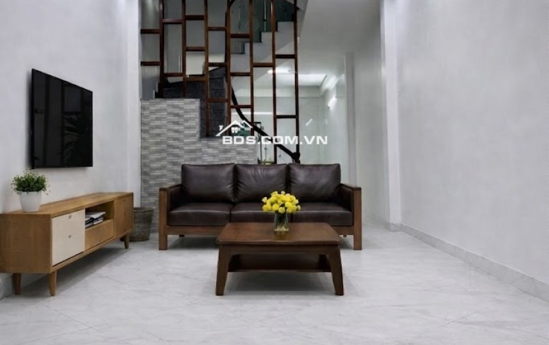 BÁN NHÀ–NGÕ NÔNG, Ô TÔ ĐỖ CỬA–20M RA ĐƯỜNG Ô TÔ TRÁNH-VỊ TRÍ ĐẸP–SỔ NỞ HẬU–GIÁ 6.X TỶ