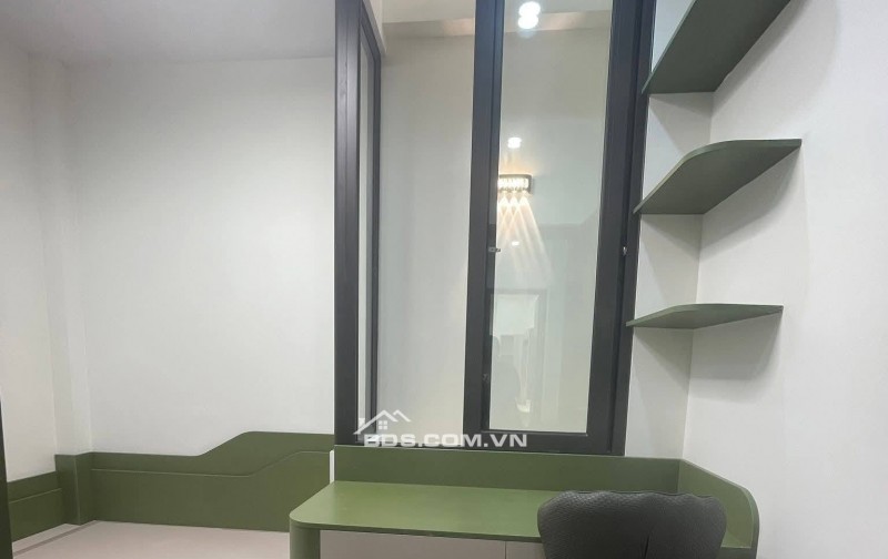 Bán Nhà Gần Phố, Tân Mai 35m, 4 tầng, mt 3.8m, giá 9.65 tỷ.