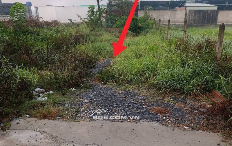 ĐẤT ĐẸP GIÁ RẺ HẺM THÔNG CÒN SÓT LẠI GẦN CHỢ HÓC MÔN