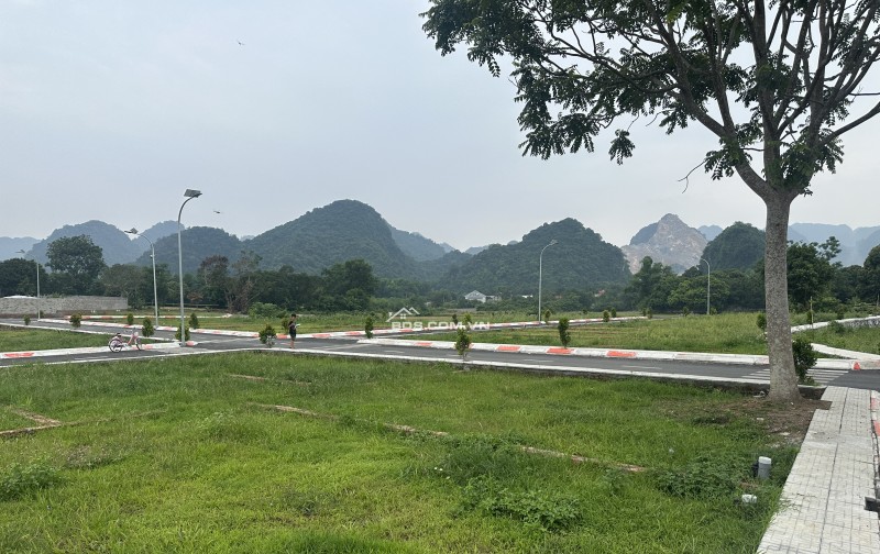  HƠN 500 TRIỆU - FULL THỔ CƯ, CÁCH ĐƯỜNG HCM 300M, GẦN UTOPIA TẠI PHÚ THÀNH, LẠC THUỶ