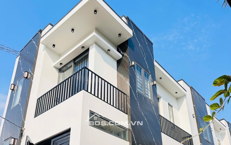 NHÀ TRỆT LẦU, 2PN, H71 CMT8, Q.BÌNH THỦY, TP.CẦN THƠ