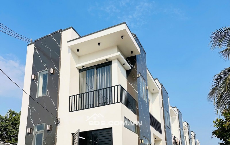 NHÀ TRỆT LẦU, 2PN, H71 CMT8, Q.BÌNH THỦY, TP.CẦN THƠ