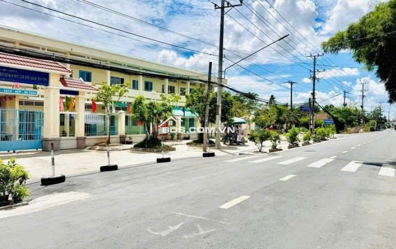 NỀN THỔ CƯ, RẠCH ÔNG DỰA, P.LONG TUYỀN,Q.BÌNH THỦY, TPCT