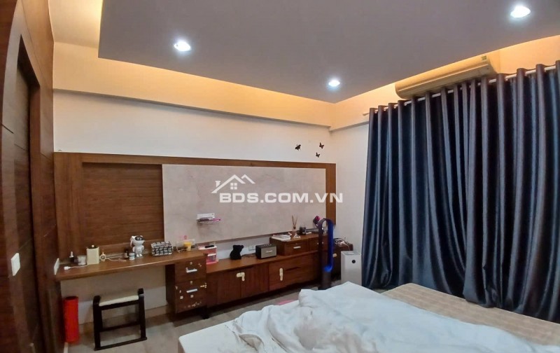 Bán căn hộ A7.06 diện tích 117.1m2 lầu cao view đẹp tầng 8