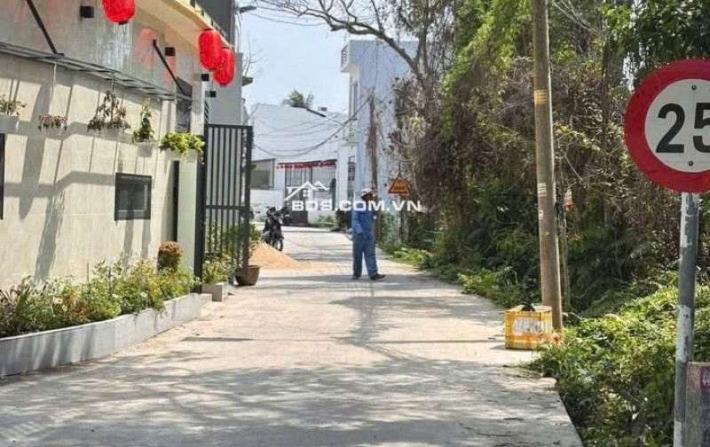 NỀN THỔ CƯ, RẠCH CÁI TẮC, P.LONG TUYỀN,Q.BÌNH THỦY, TPCT