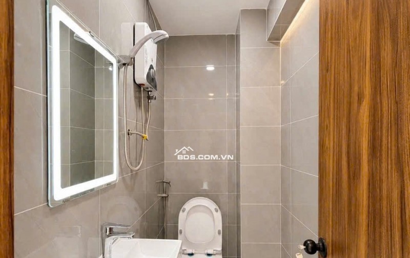 HIẾM! MẶT TIỀN HUỲNH VĂN BÁNH NGAY NGUYỄN VĂN TRỖI – 4 TẦNG ST – CHỈ 11,7 TỶ