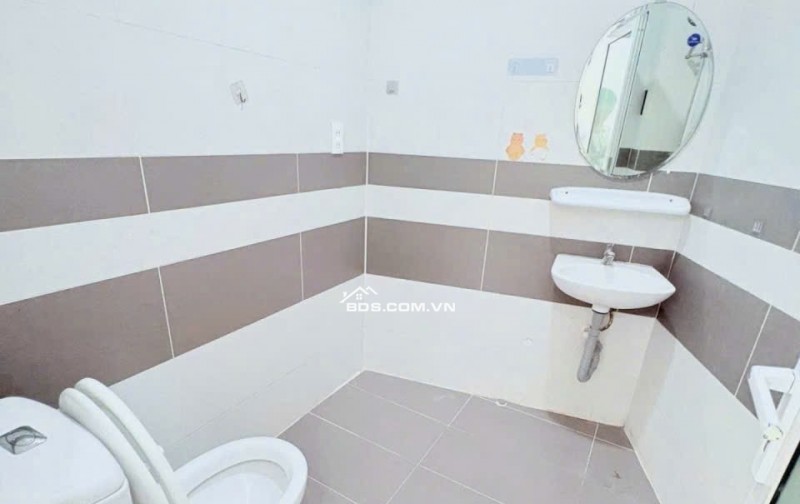 NHÀ ĐẸP NI SƯ HUỲNH LIÊN –4.4×12 M HIẾM CÓ – 3 TẦNG – HXH THÔNG – CHỈ 5.1 TỶ