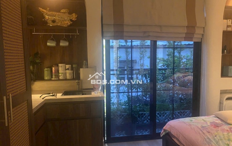 Nhà đẹp Trần Quang Diệu Q3 – DT 4,2×11,4m nở hậu – 5PN, Full nội thất, chỉ 15,8 tỷ TL