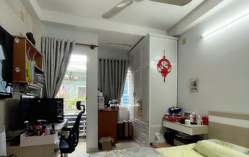 Nhà Nở Hậu CMT8 P.5 Tân Bình - Hẻm 4m Thông - Chỉ 6.3 Tỷ TL