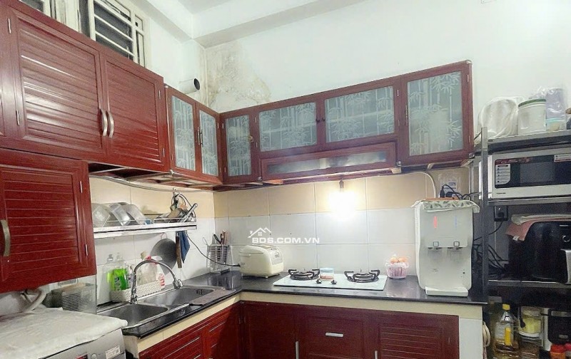 Nhà Nở Hậu CMT8 P.5 Tân Bình - Hẻm 4m Thông - Chỉ 6.3 Tỷ TL