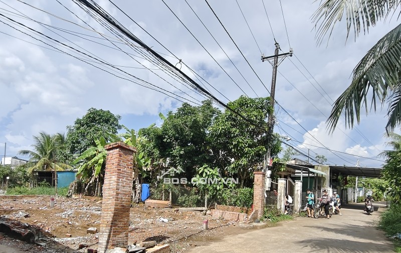 NỀN THỔ CƯ, RẠCH ÔNG DỰA, P.LONG TUYỀN,Q.BÌNH THỦY, TPCT